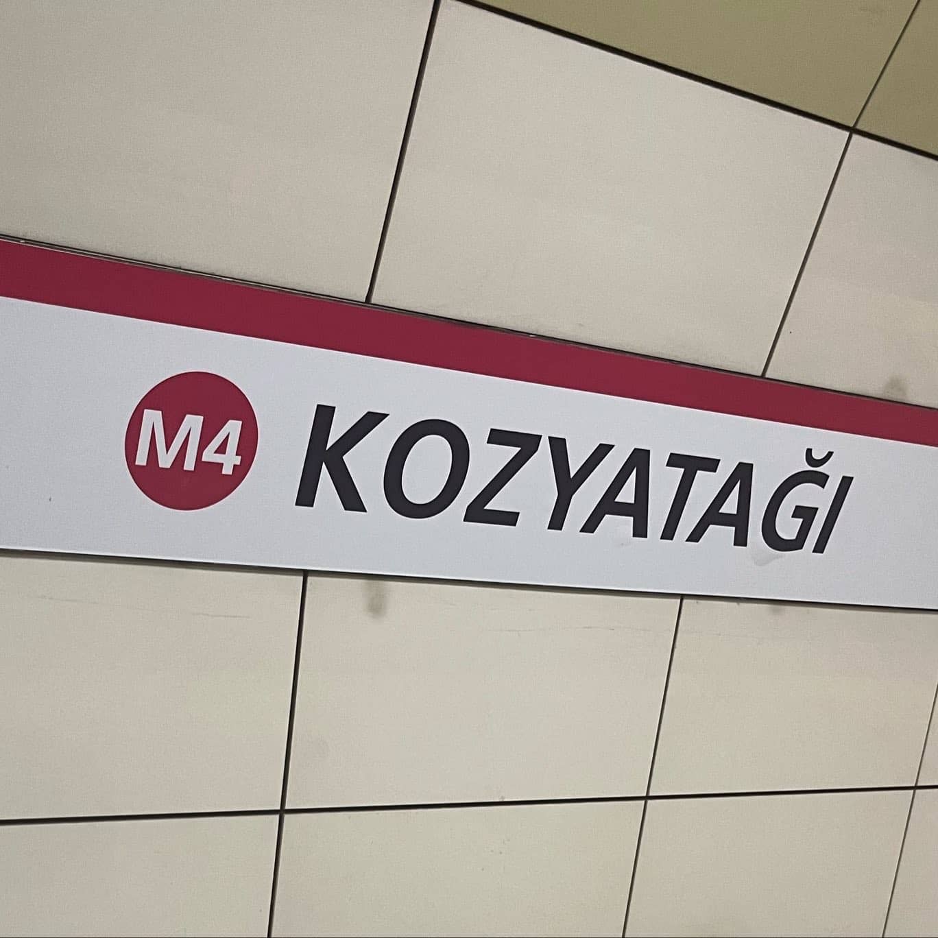 Kozyatağı Metro İstasyonu
